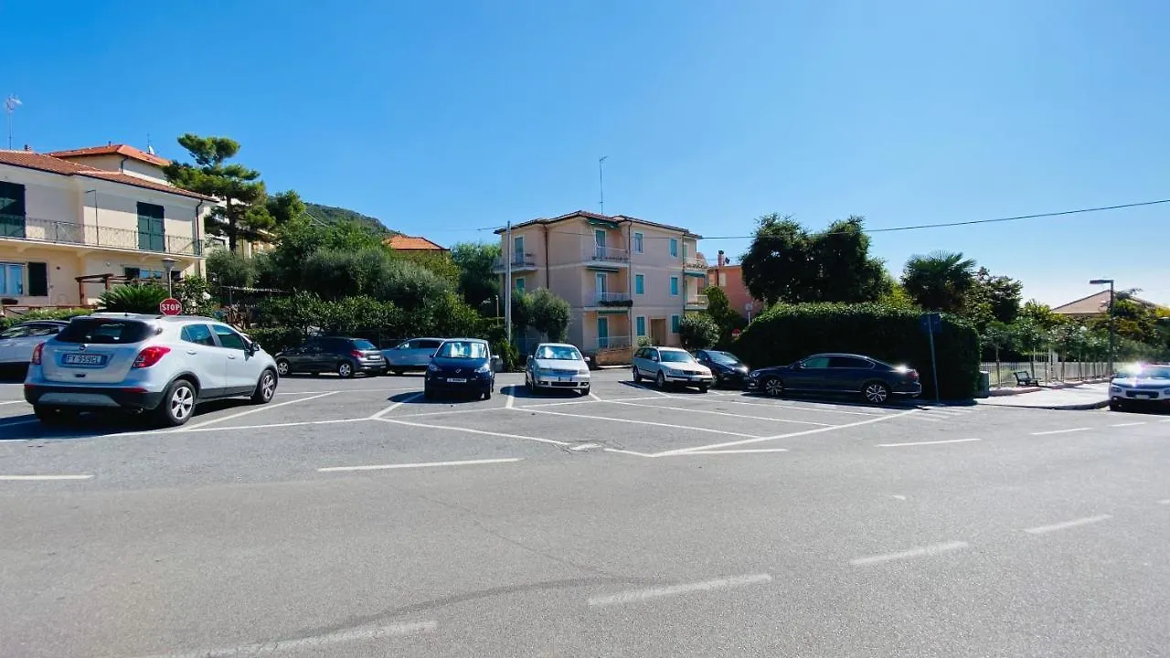 Babyaccommodation Family Exclusive Borgio Verezzi 0*,  Italie